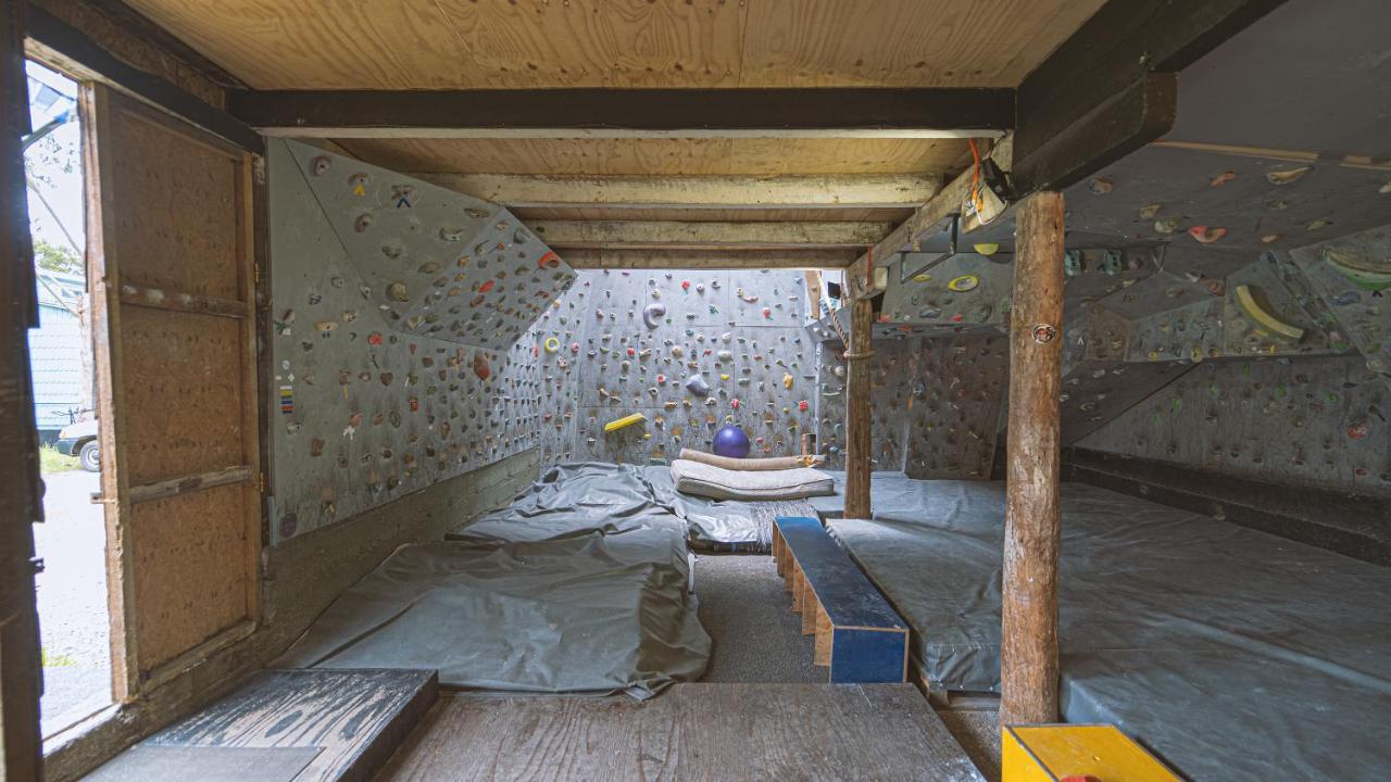 Hostal Climb House Puerto Varas Exterior photo